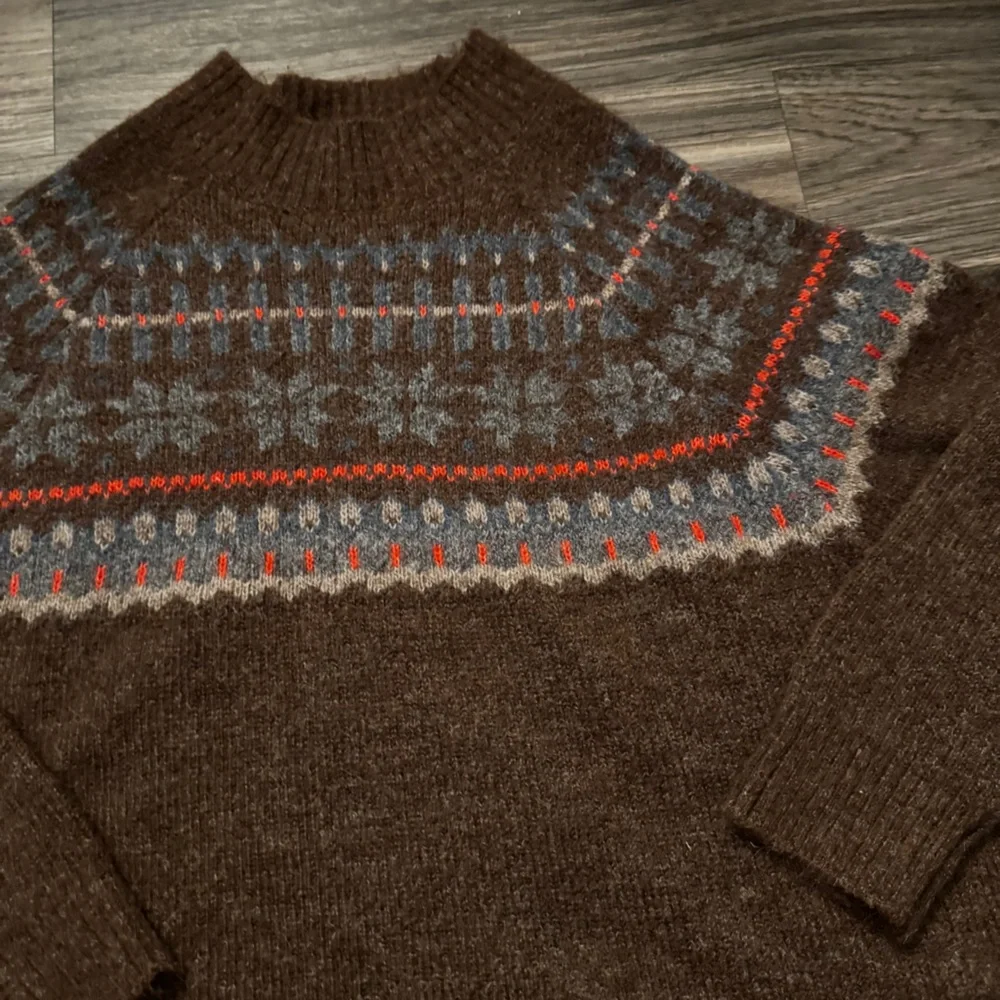 OLD NAVY Brown Patterned Sweater